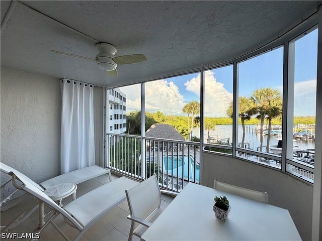 12945 Vanderbilt DR 306, Naples, FL 34110