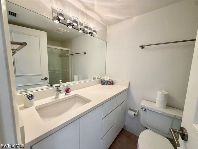12945 Vanderbilt DR 306, Naples, FL 34110