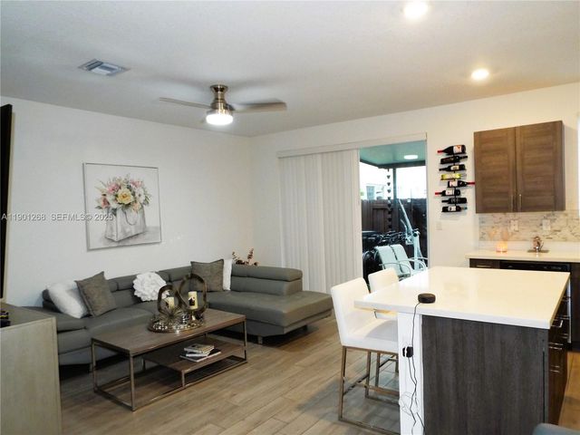 2363 SE 11th Street, Homestead, FL 33035