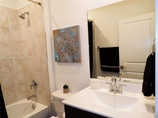 2363 SE 11th Street, Homestead, FL 33035
