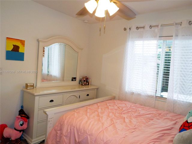 2363 SE 11th Street, Homestead, FL 33035