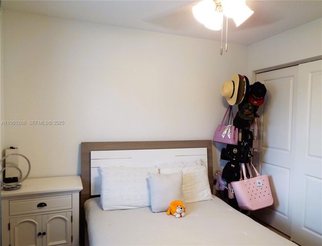 2363 SE 11th Street, Homestead, FL 33035