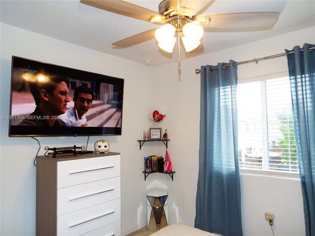 2363 SE 11th Street, Homestead, FL 33035