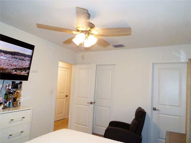 2363 SE 11th Street, Homestead, FL 33035