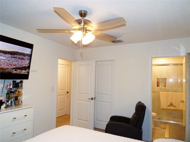 2363 SE 11th Street, Homestead, FL 33035
