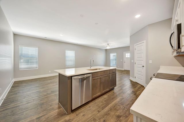 1616 Cotton Way, Chattanooga, TN 37404