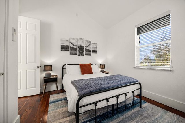 12808 Hughes ST, Austin, TX 78732