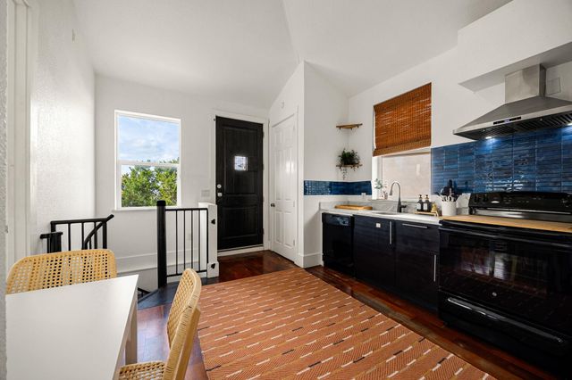 12808 Hughes ST, Austin, TX 78732