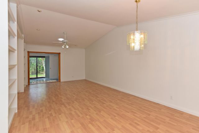 2641 W Gately Drive W 1702, West Palm Beach, FL 33415
