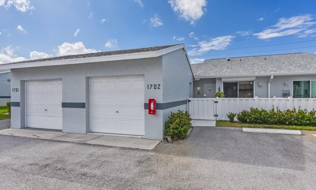 2641 W Gately Drive W 1702, West Palm Beach, FL 33415