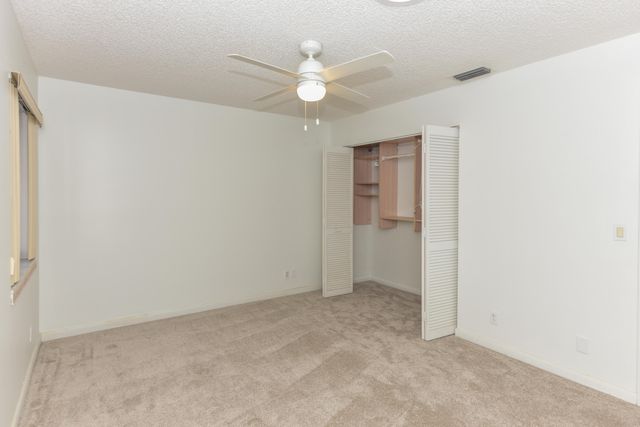 2641 W Gately Drive W 1702, West Palm Beach, FL 33415