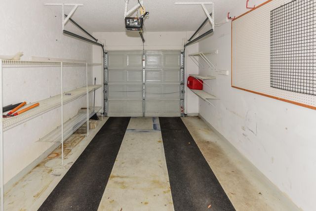 2641 W Gately Drive W 1702, West Palm Beach, FL 33415