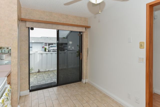 2641 W Gately Drive W 1702, West Palm Beach, FL 33415