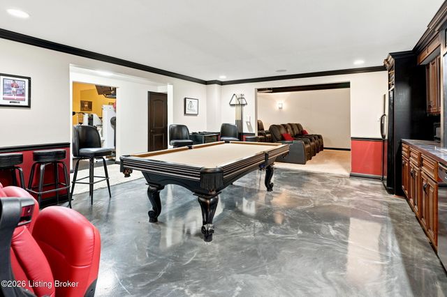 8101 Bella Woods Dr, Louisville, KY 40214