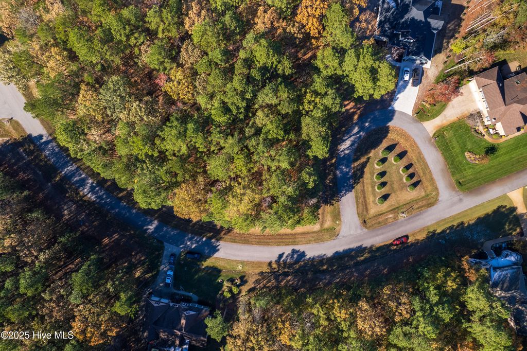 65 Standard Bred Way, Hertford, NC 27944