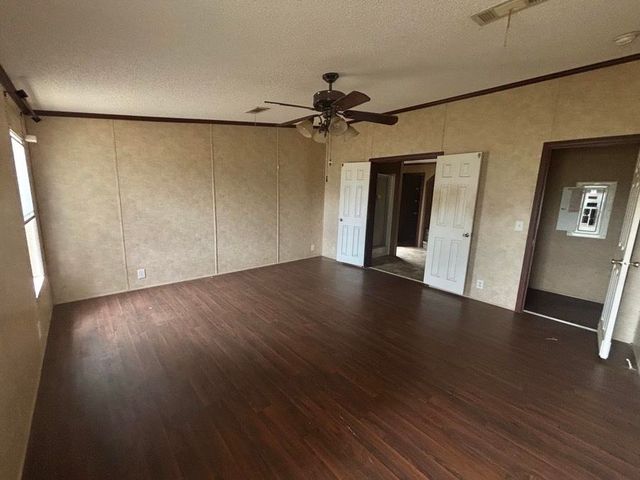 2300 Hwy 182, Raceland, LA 70394