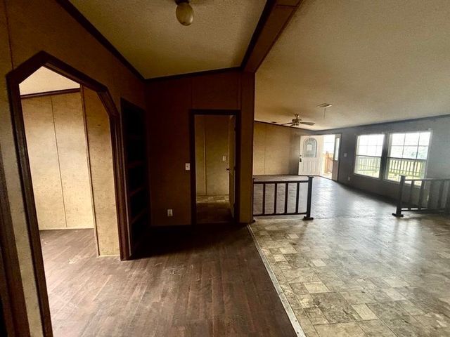 2300 Hwy 182, Raceland, LA 70394