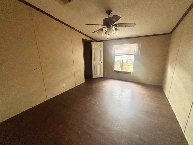 2300 Hwy 182, Raceland, LA 70394