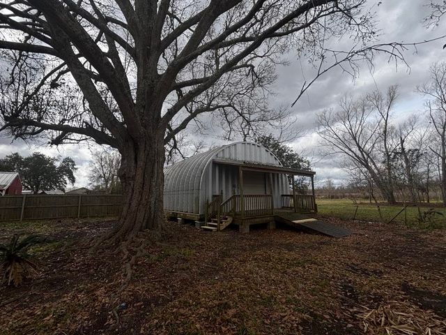 2300 Hwy 182, Raceland, LA 70394