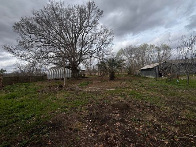 2300 Hwy 182, Raceland, LA 70394