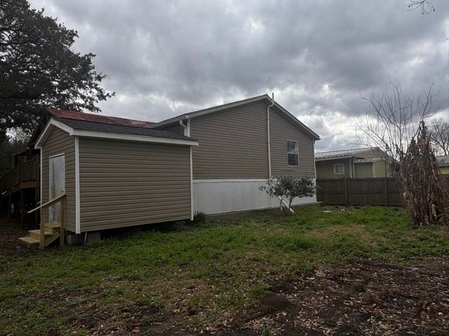 2300 Hwy 182, Raceland, LA 70394
