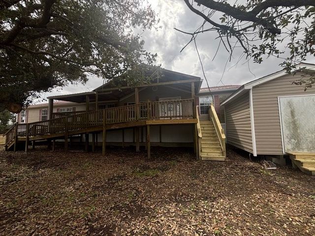 2300 Hwy 182, Raceland, LA 70394