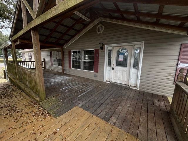 2300 Hwy 182, Raceland, LA 70394