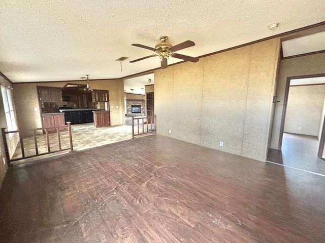 2300 Hwy 182, Raceland, LA 70394