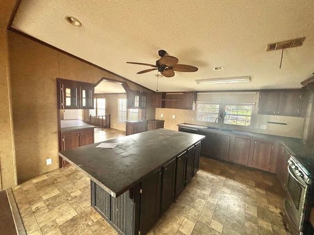 2300 Hwy 182, Raceland, LA 70394