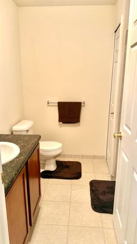 53234 Manchester, Shelby Twp, MI 48316