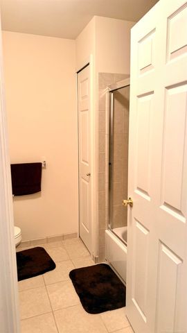 53234 Manchester, Shelby Twp, MI 48316