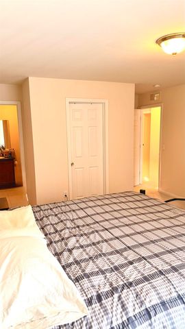 53234 Manchester, Shelby Twp, MI 48316