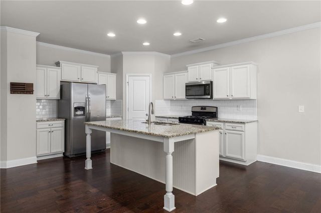 1925 Wheylon Drive, Lawrenceville, GA 30044