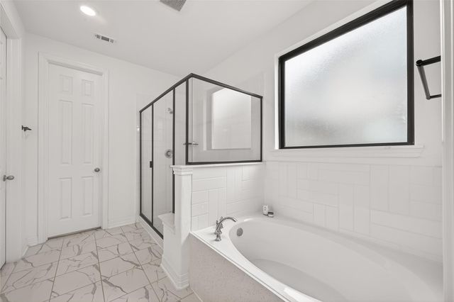 2806 Tumlinson Drive, Fresno, TX 77545