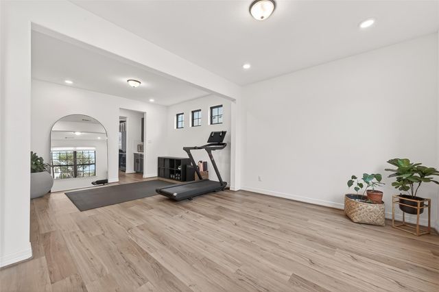 2806 Tumlinson Drive, Fresno, TX 77545