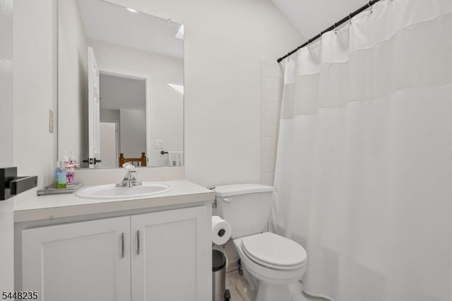 76 Blackburne Ter, West Orange Twp., NJ 07052