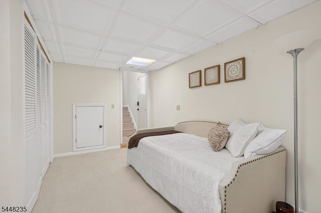76 Blackburne Ter, West Orange Twp., NJ 07052