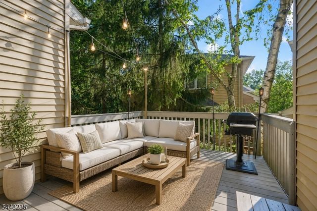 76 Blackburne Ter, West Orange Twp., NJ 07052