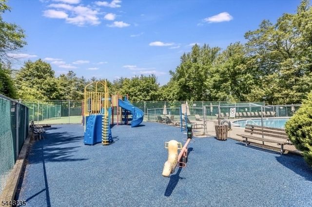 76 Blackburne Ter, West Orange Twp., NJ 07052