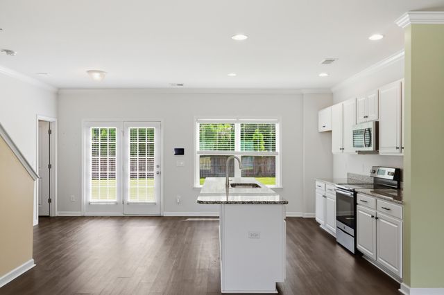 165 Clydesdale Circle, Summerville, SC 29486