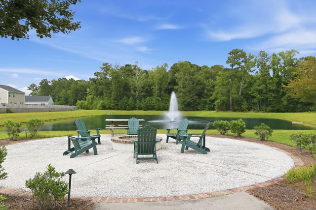 165 Clydesdale Circle, Summerville, SC 29486