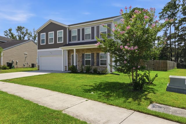 165 Clydesdale Circle, Summerville, SC 29486