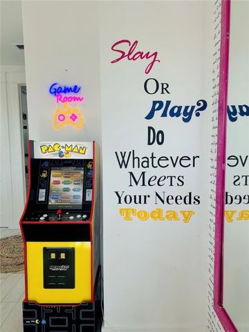 410 N Station St, Port Aransas, TX 78373