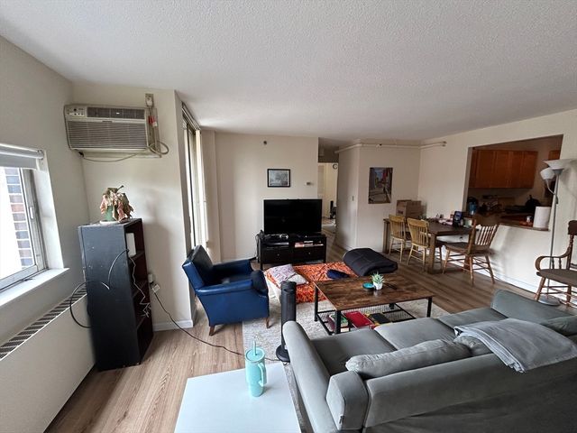 872 Massachusetts Ave 601, Cambridge, MA 02139