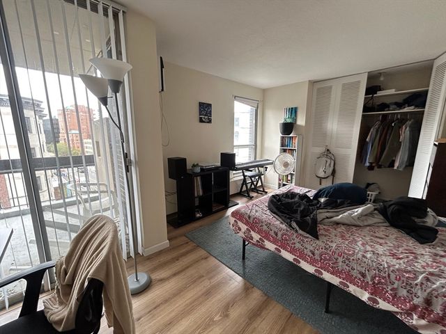 872 Massachusetts Ave 601, Cambridge, MA 02139