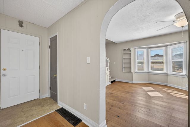 406 Laurel Court, Belvidere, IL 61008