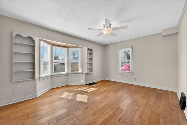 406 Laurel Court, Belvidere, IL 61008