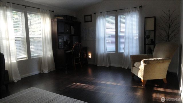 90 N Hamma Hamma Drive E, Hoodsport, WA 98548