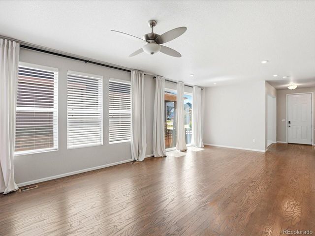 8260 S Trails Edge Ct, Centennial, CO 80112