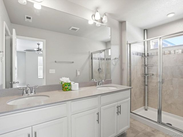 8260 S Trails Edge Ct, Centennial, CO 80112